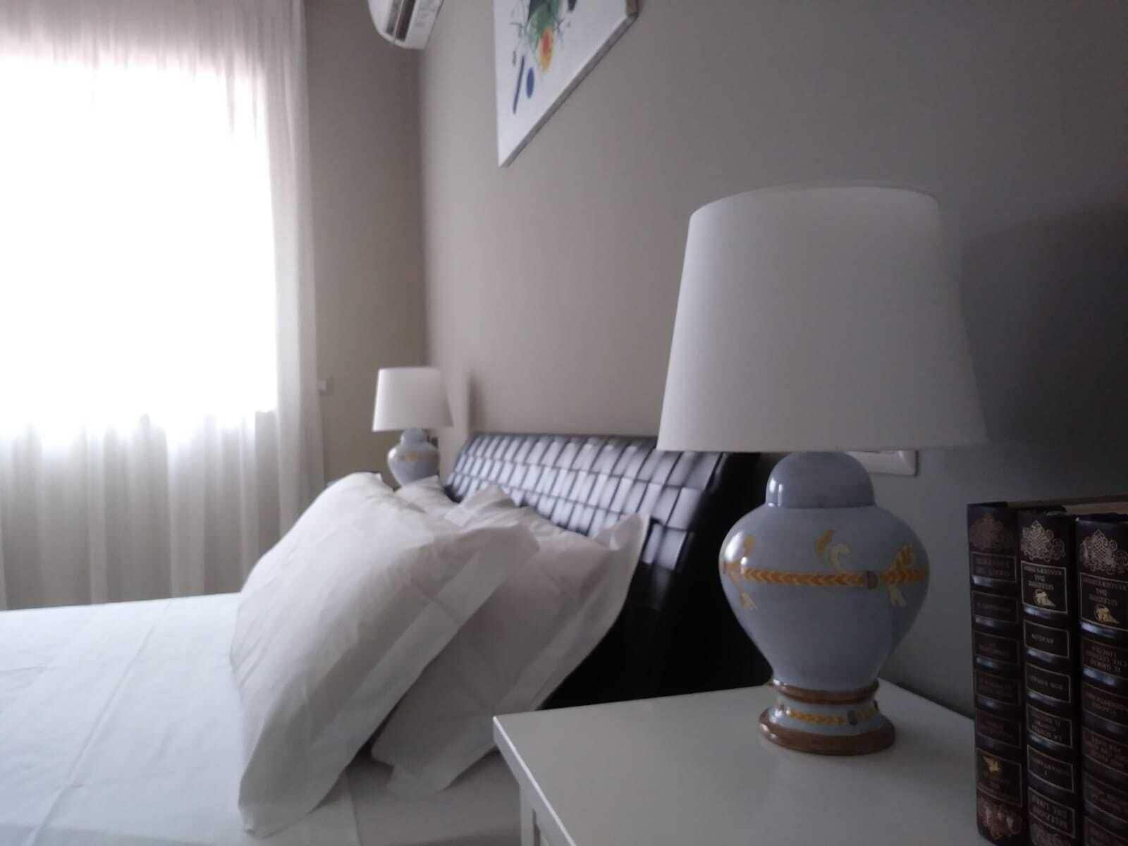 No Tag Urban Hotel Трани Экстерьер фото